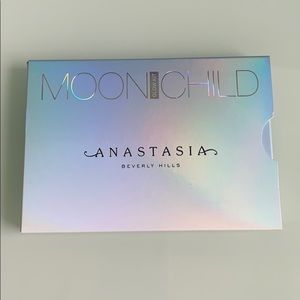 Brand New Anastasia Beverly Hills Glow Kit
